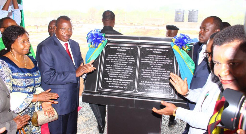 First slide [800x400]